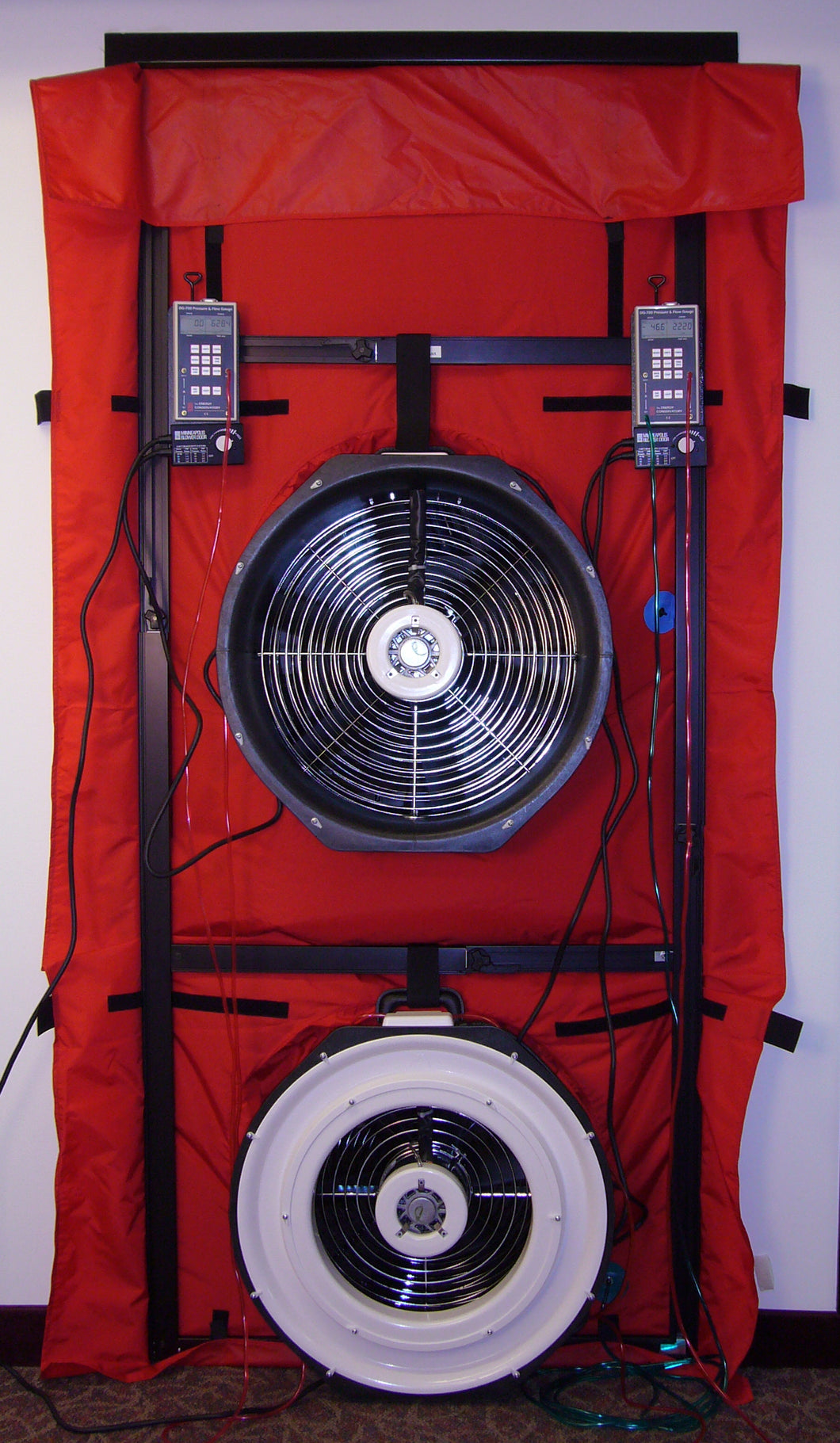TEC - Minneapolis Blower Door System™ - Model 3, Two Fan System (with DG-1000s)